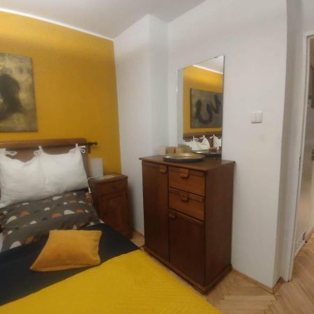 U Cioci Lutki Urocze Mieszkanie Z Balkonem Krakow Exterior photo
